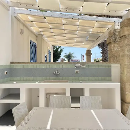 Viola - Con Giardino A Pochi Passi Dal Mare * Lido Marini