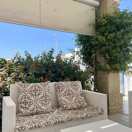 Viola - Con Giardino A Pochi Passi Dal Mare Appartement