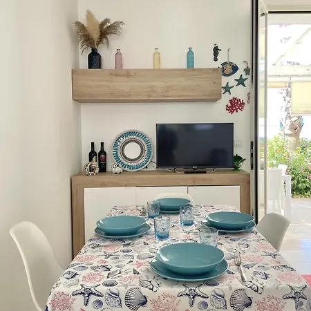 Viola - Con Giardino A Pochi Passi Dal Mare Appartamento *